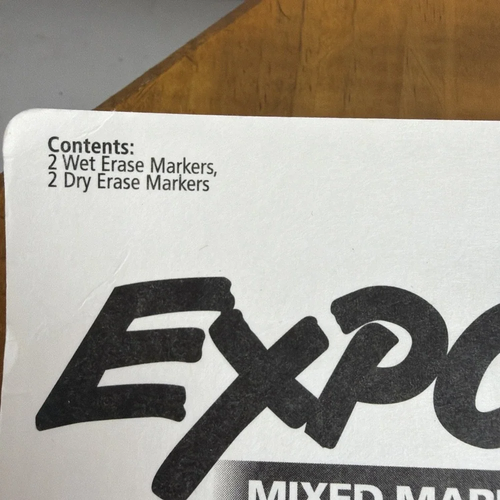 Expo 4ct‎ Fine Mixed 2 Dry / 2 Wet Erase Marker Black/Red, NEW